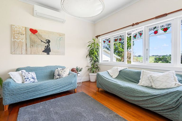 Photo of property in 407 Pataua Road South, Pataua South, Onerahi, 0192