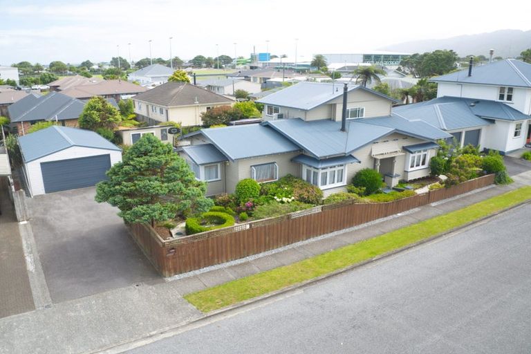 Photo of property in 40 Palmerston Street, Greymouth, 7805