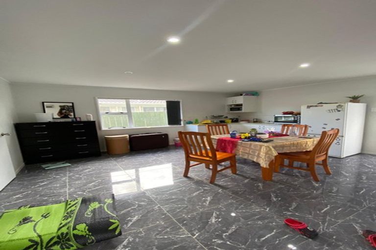 Photo of property in 42a Halsey Road, Manurewa, Auckland, 2102