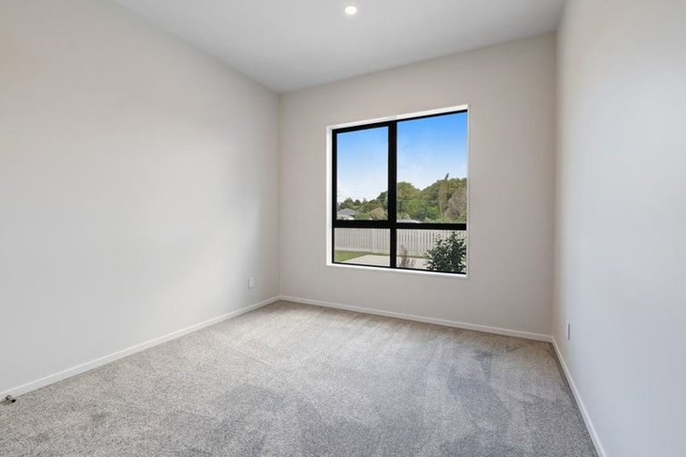 Photo of property in 12 Kanono Way, Helensville, 0800