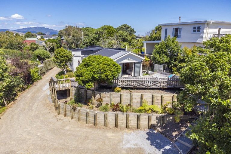 Photo of property in 12 Arawa Street, Raumati Beach, Paraparaumu, 5032