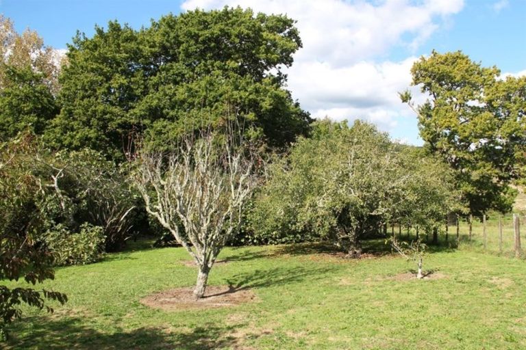 Photo of property in 2495 Hunua Road, Hunua, 2583