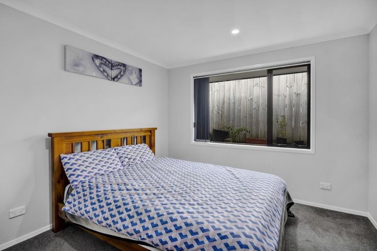 Photo of property in 6 Frederick Place, Whalers Gate, New Plymouth, 4310