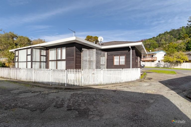 Photo of property in 4/12 Raukawa Street, Stokes Valley, Lower Hutt, 5019