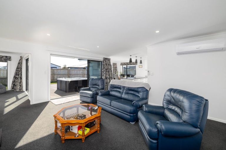 Photo of property in 2 Hickmott Street, Rangiora, 7400