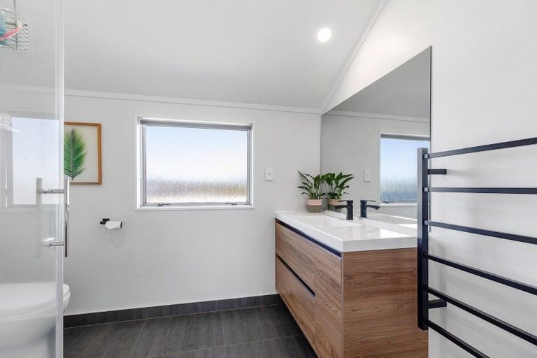 Photo of property in 276b Dickson Road, Papamoa Beach, Papamoa, 3118