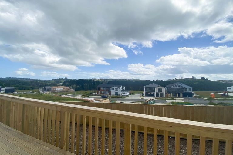 Photo of property in 81 Michael Bosher Way, Flat Bush, Auckland, 2019