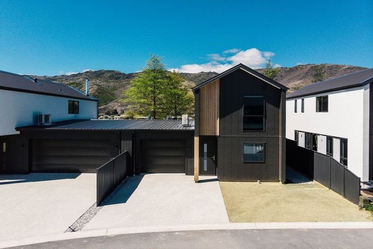 Photo of property in 26 Wallis Drive, Cromwell, 9310