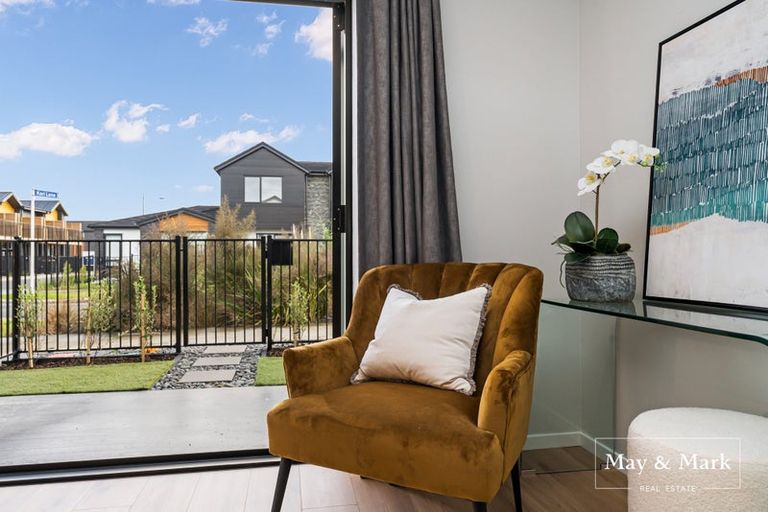 Photo of property in 4 Kumerahou Street, Kumeu, 0810