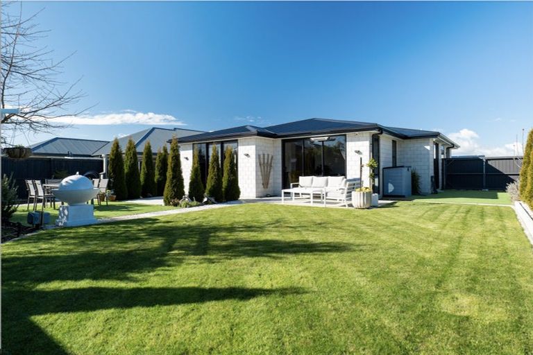 Photo of property in 17 Lemonwood Drive, Rolleston, 7615