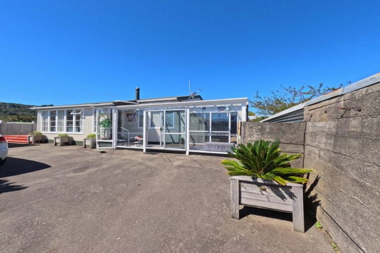 Photo of property in 51a Fraser Crescent, Elderslea, Upper Hutt, 5018