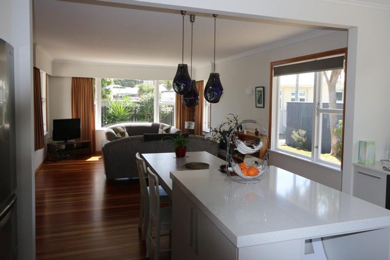 Photo of property in 28 Rotherham Terrace, Miramar, Wellington, 6022