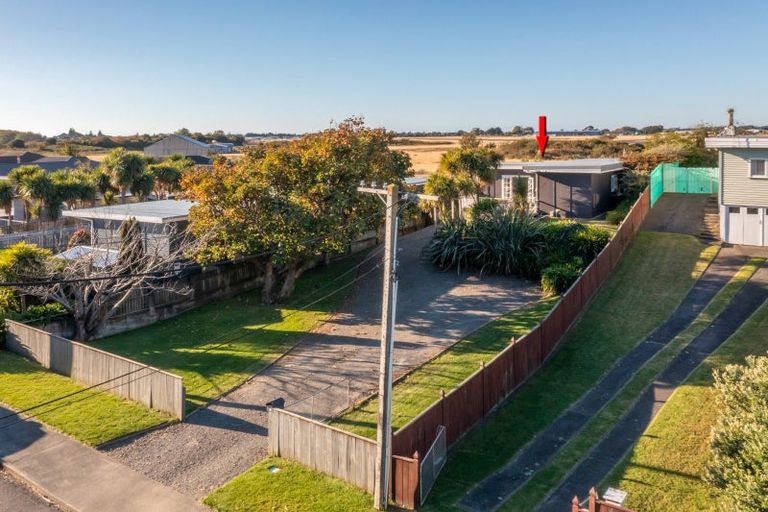 Photo of property in 6 Rewa Road, Raumati Beach, Paraparaumu, 5032