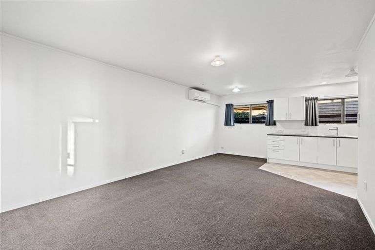 Photo of property in 2/20 Roulston Street, Pukekohe, 2120