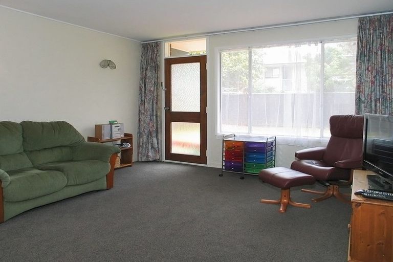 Photo of property in 5/35 Mana Esplanade, Paremata, Porirua, 5026