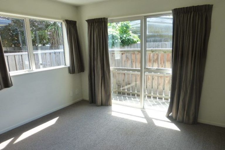 Photo of property in 4/24 Whitmore Street, Edgeware, Christchurch, 8013