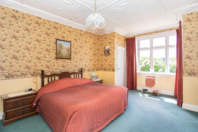 Photo of property in 42 Awamoa Road, Holmes Hill, Oamaru, 9401