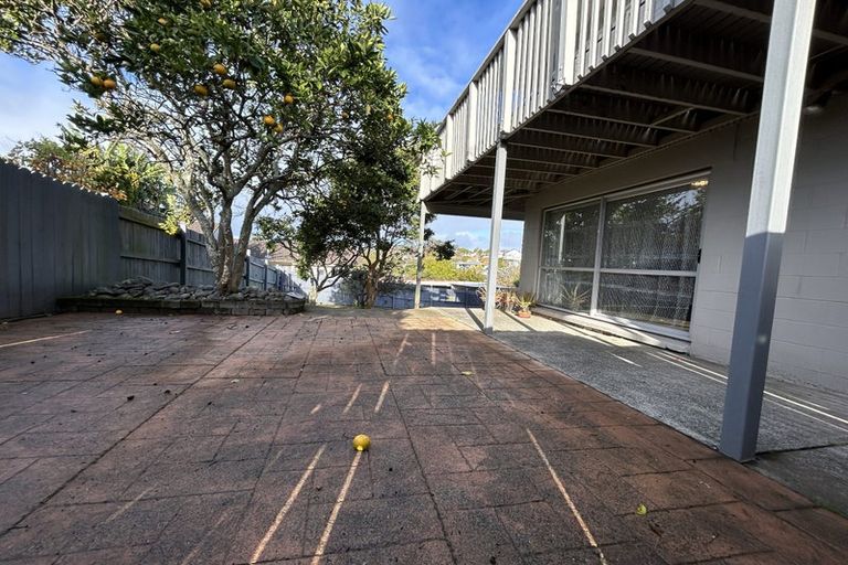 Photo of property in 337 East Coast Road, Mairangi Bay, Auckland, 0630