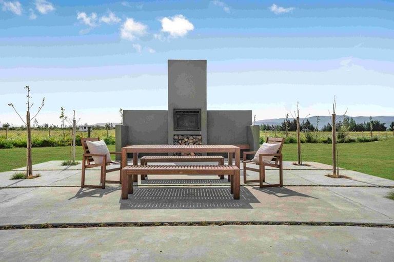 Photo of property in 906a-b Bidwills Cutting Road, Morison Bush, Greytown, 5794