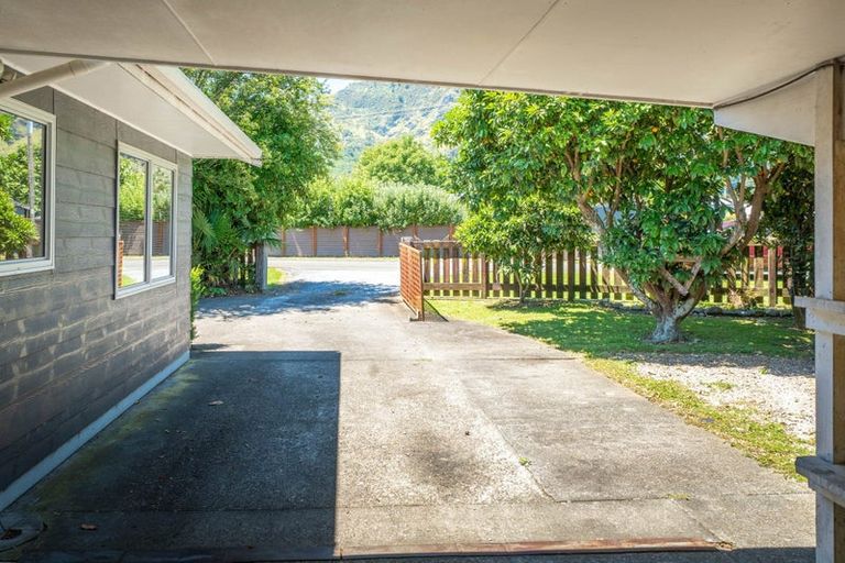 Photo of property in 421 Glenview Road, Motupipi, Takaka, 7183