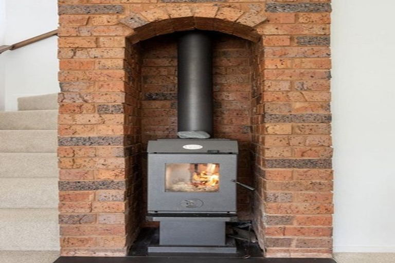 Photo of property in 2 Byron Street, Leamington, Cambridge, 3432