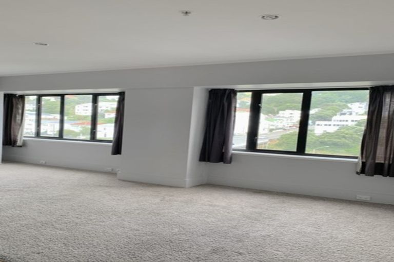 Photo of property in St Peters Apartments, 5d/192 Willis Street, Te Aro, Wellington, 6011