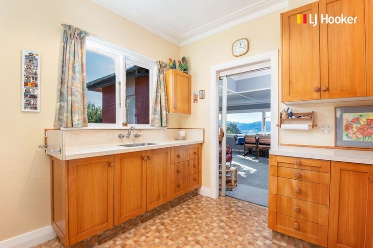 Photo of property in 28 Marewa Street, Kew, Dunedin, 9012