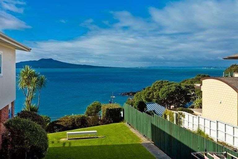 Photo of property in 6/241 Hurstmere Road, Takapuna, Auckland, 0622