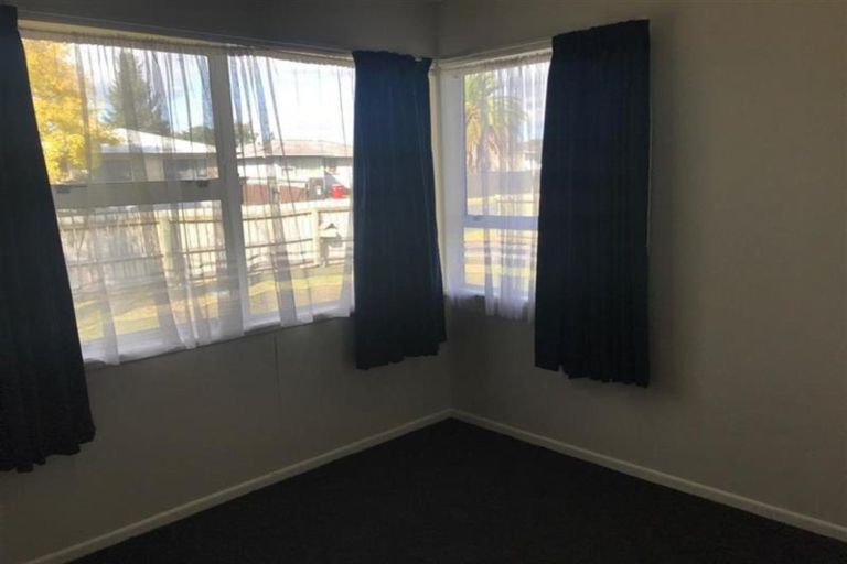 Photo of property in 101 Chichester Drive, Rosehill, Papakura, 2113