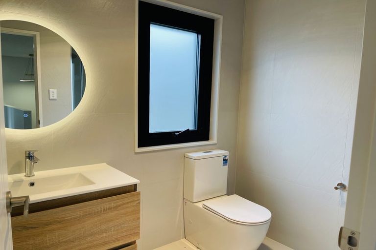 Photo of property in 61 Taukahiwi Road, Pukekohe, 2120