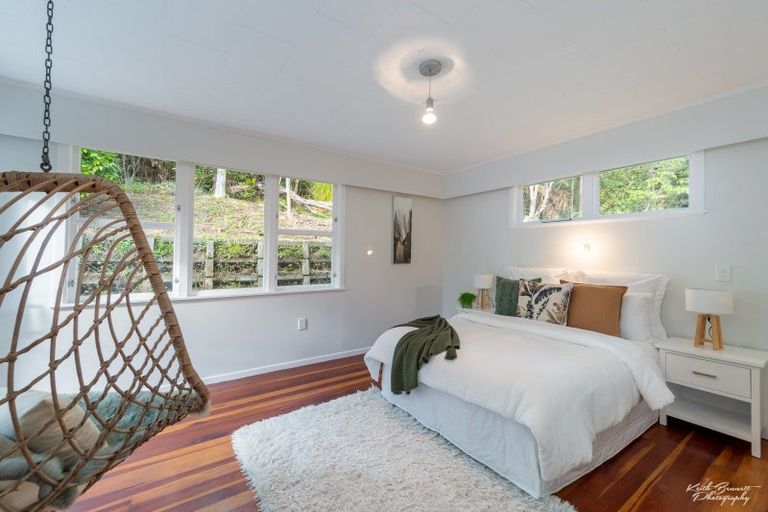 Photo of property in 10a Birch Grove, Pinehaven, Upper Hutt, 5019