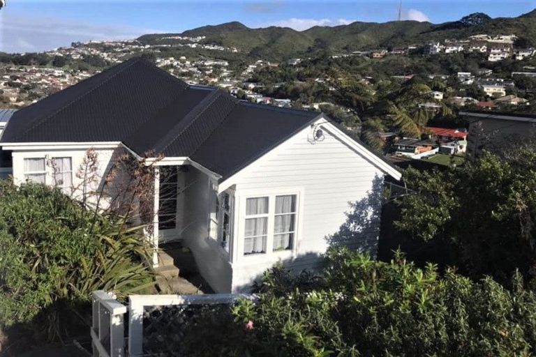 Photo of property in 94 Woodland Road, Johnsonville, Wellington, 6037