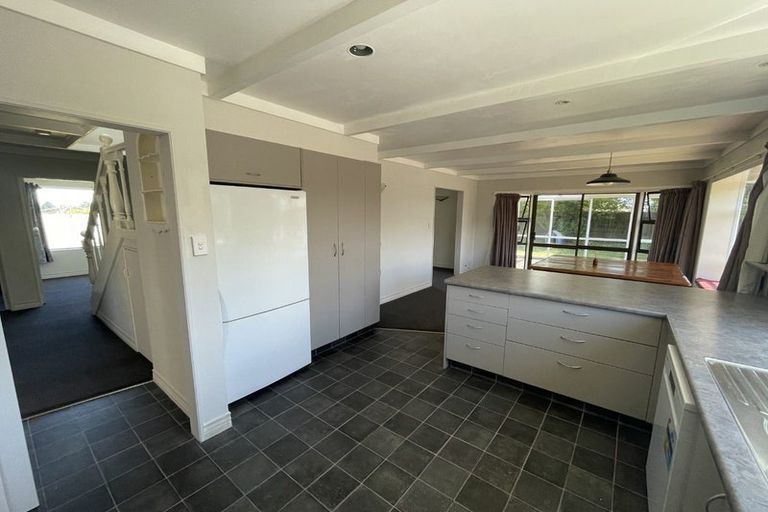 Photo of property in 296b Mangorei Road, Merrilands, New Plymouth, 4312
