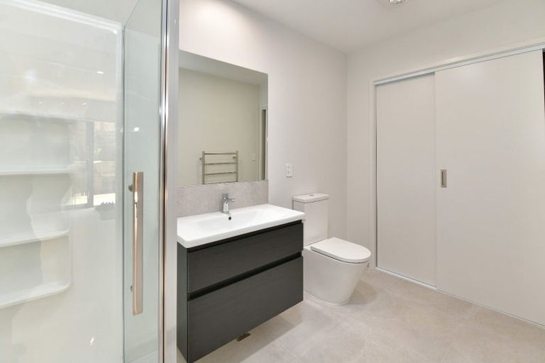 Photo of property in 31 Maraeariki Avenue, Orewa, 0931