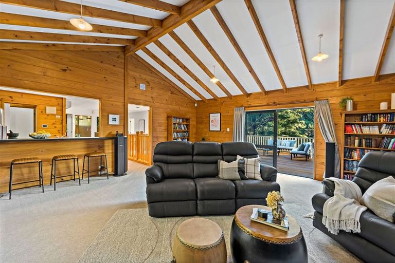 Photo of property in 87 Bethells Road, Waitakere, Henderson, 0782