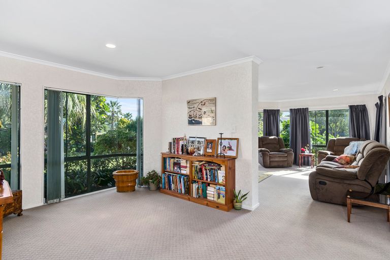 Photo of property in 1 Kochia Avenue, Pyes Pa, Tauranga, 3112