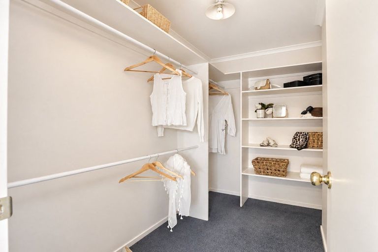 Photo of property in 1 Roderick Place, Rototuna, Hamilton, 3210