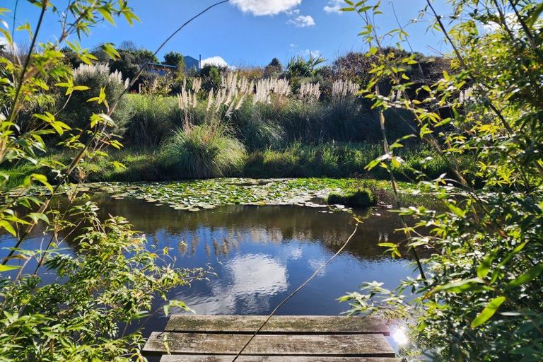 Photo of property in 215 Valley View Road, Otaika, Whangarei, 0170