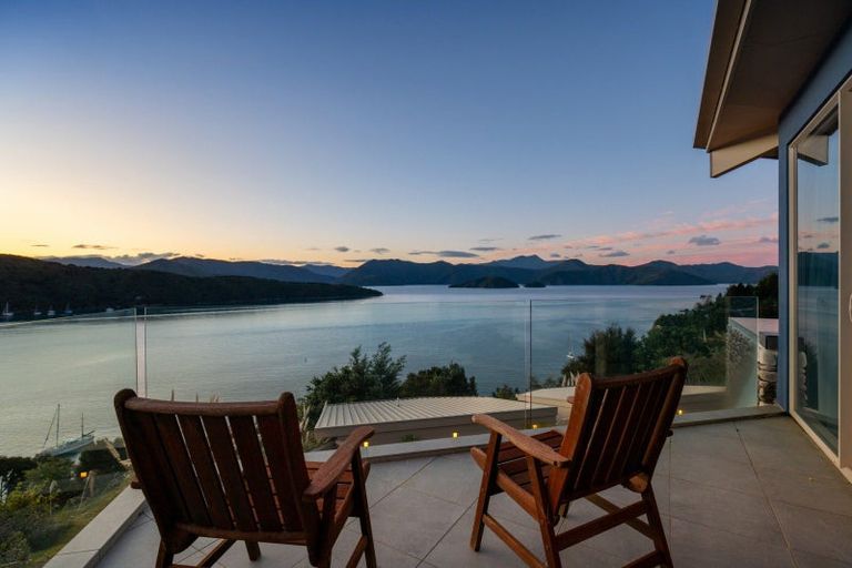 Photo of property in 1 Cooks Ridge, Waikawa, Picton, 7281