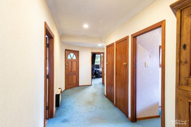 Photo of property in 354 Fergusson Drive, Heretaunga, Upper Hutt, 5018