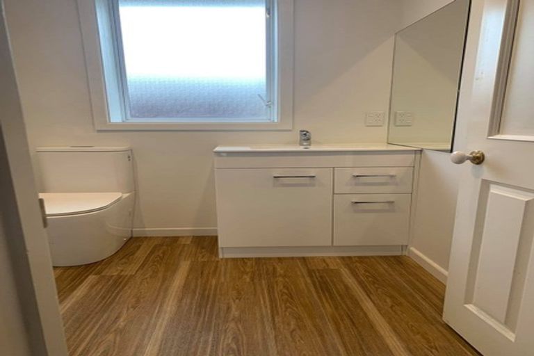 Photo of property in 61 Palmers Road, New Brighton, Christchurch, 8083