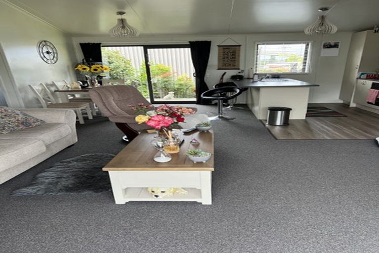 Photo of property in 68 Grey Street, Woodville, 4920