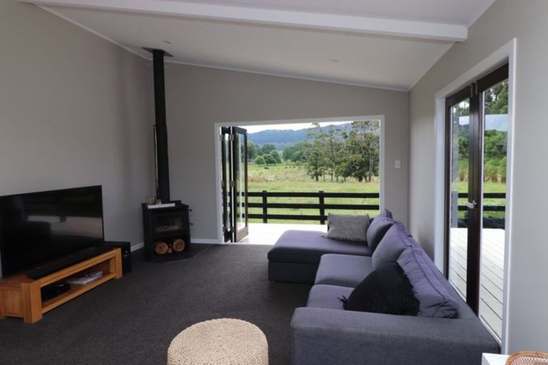 Photo of property in 1281 Whangaripo Valley Road, Whangaripo, Wellsford, 0972