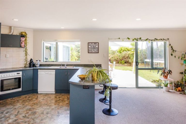 Photo of property in 106 Parnell Heights, Kelvin Grove, Palmerston North, 4414