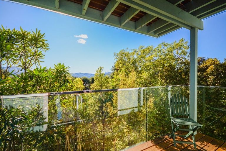 Photo of property in 32 Onuku Road, Akaroa, 7520