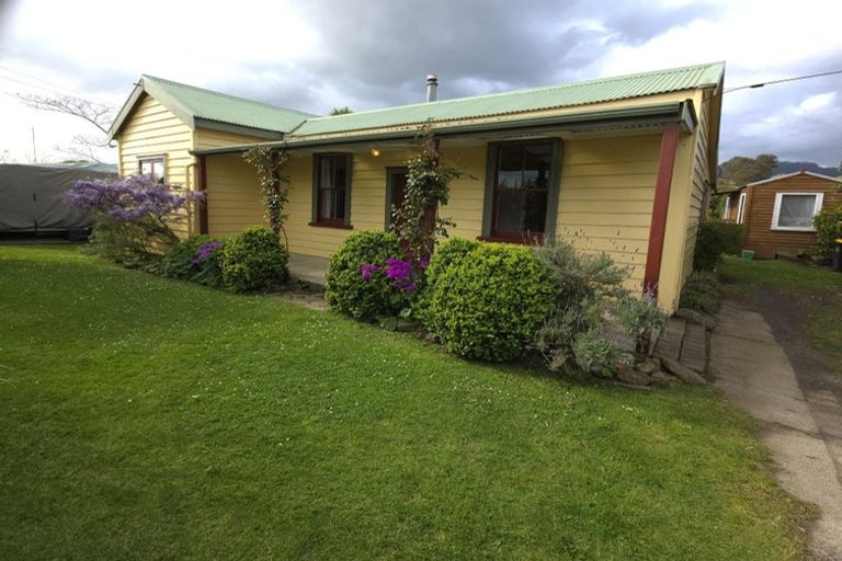 Photo of property in 8874 Paeroa Kopu Road, Puriri, Thames, 3578