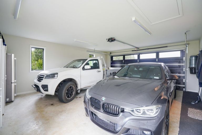 Photo of property in 171 Dunns Road, Otatara, Invercargill, 9879