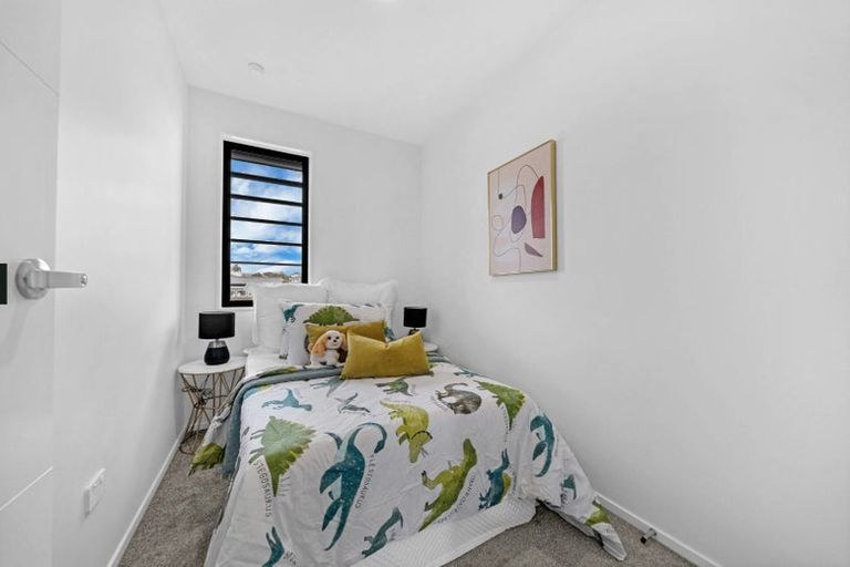 Photo of property in 8/20 Ayr Road, Pakuranga, Auckland, 2010