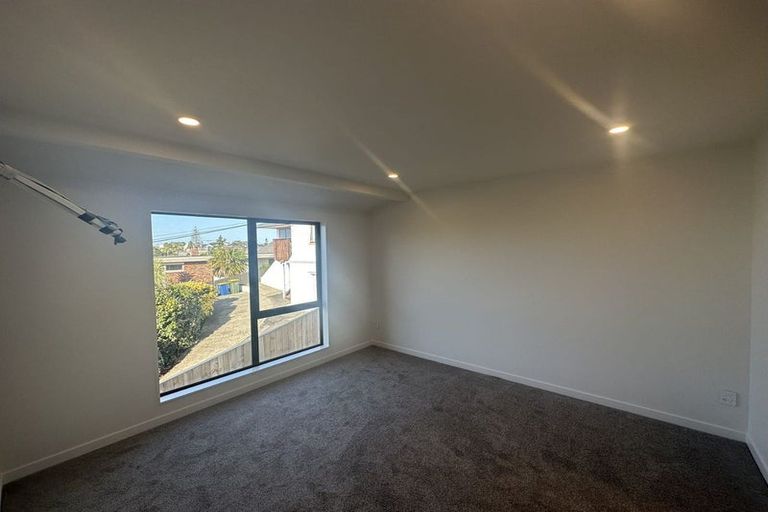 Photo of property in 8b Agathis Avenue, Mairangi Bay, Auckland, 0630