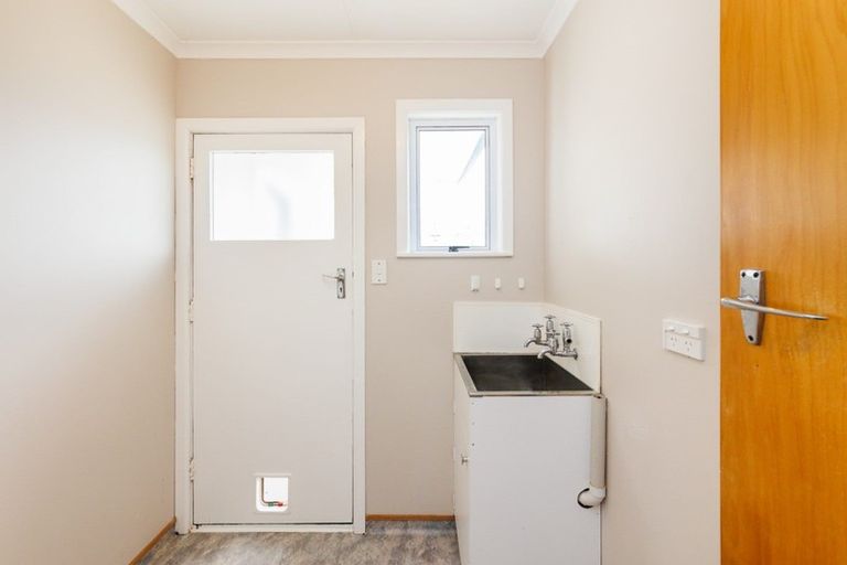 Photo of property in 10 Chester Crescent, West End, Palmerston North, 4410